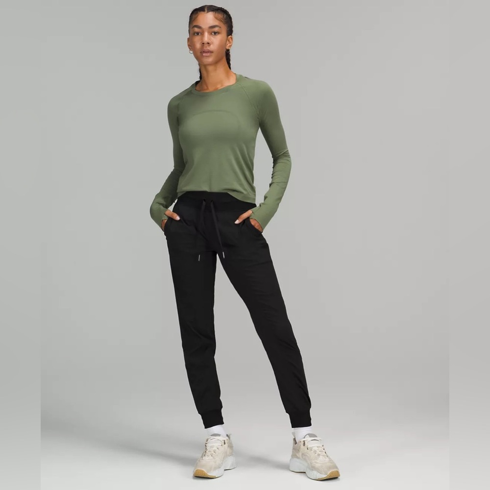 Lululemon Dance Studio Jogger size 2